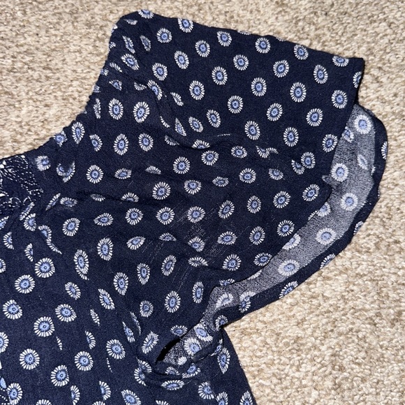 Like New Beautiful blue off the shoulders Dorsey Perkins blouse - Picture 7 of 12